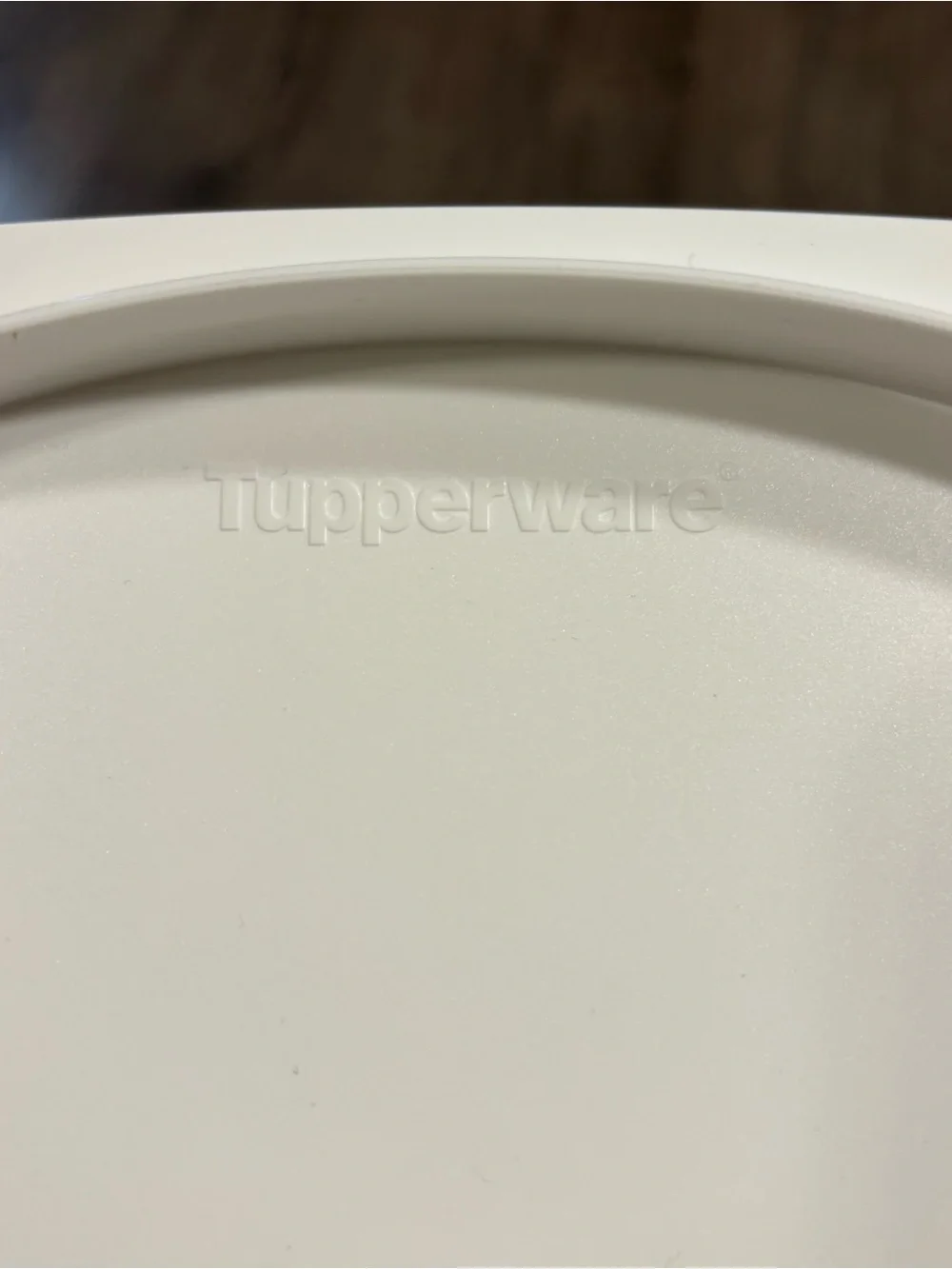Tupperware CheeSmart Small Square Cheese Keeper 5437A-1 LIKE NEW